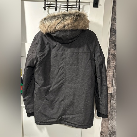 Winter Jacket with fur hood - Picture 2 of 3